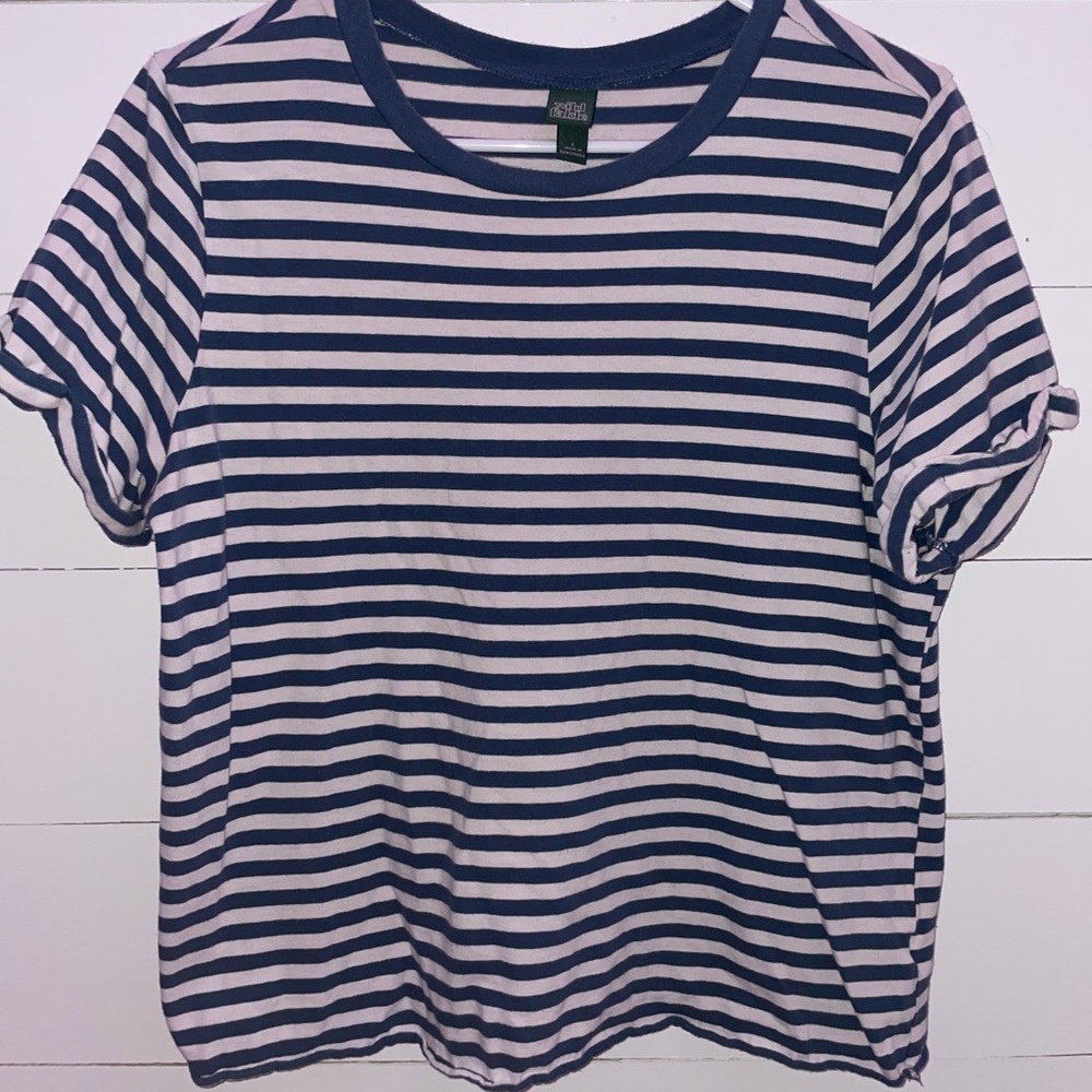 🧊super cute wild fable striped tshirt 🧊